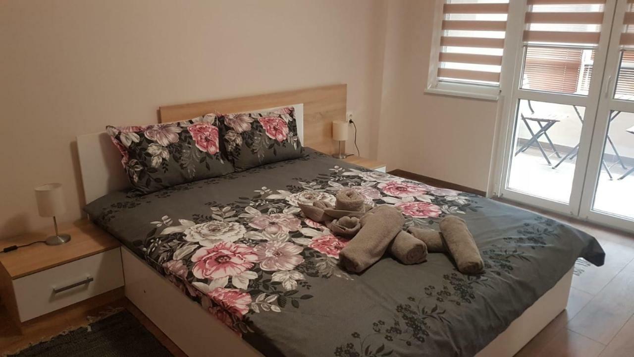 Odessus Appartement Varna Buitenkant foto